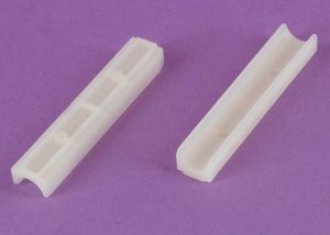 1018400000 ŁĄCZNIK SZYN TWORZYWO DO SZN KS