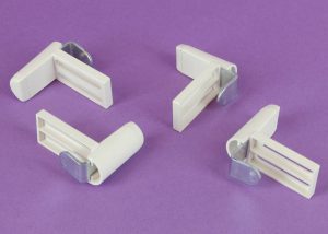 9200000117 UCHWYT NA RAMĘ OKNA PCV